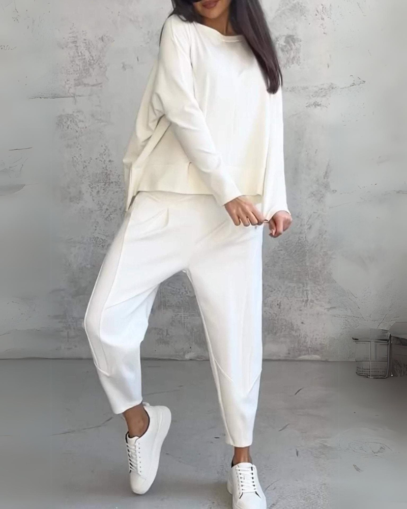 Minimalist Lounge Set