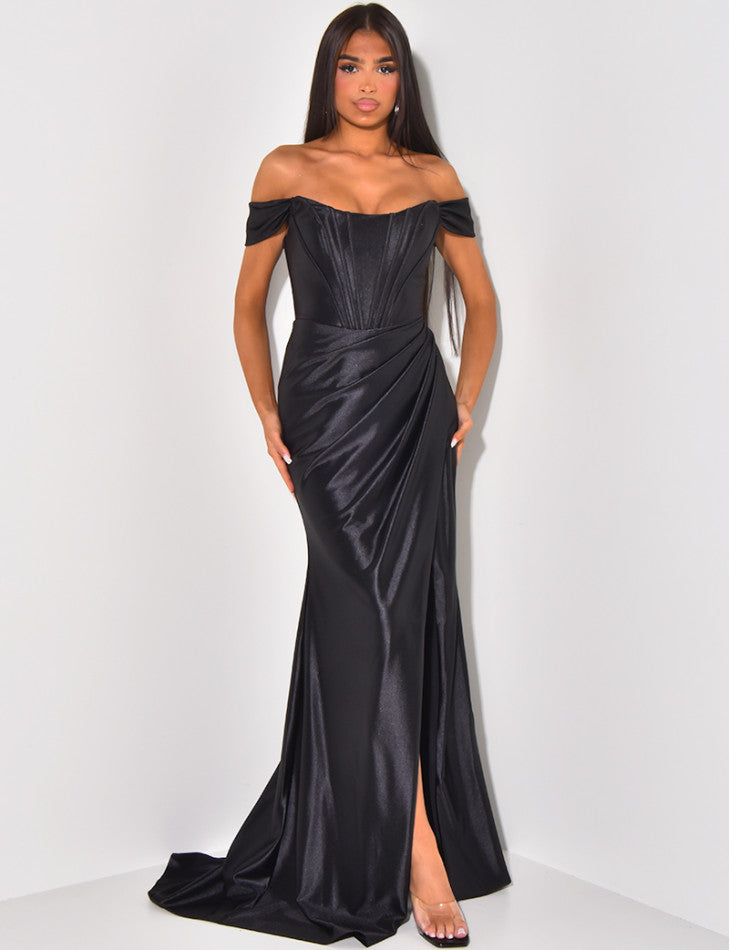 Dress With Laces In The Back