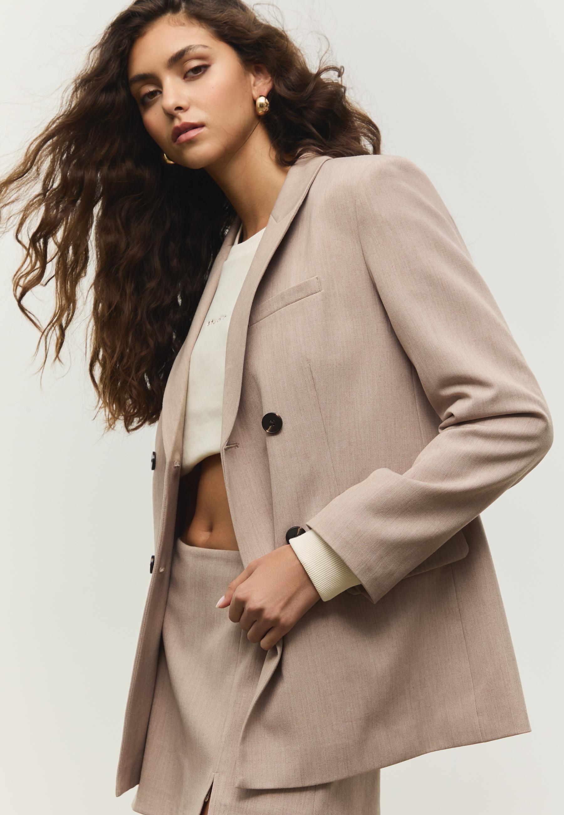 Crossed blazer with buttons