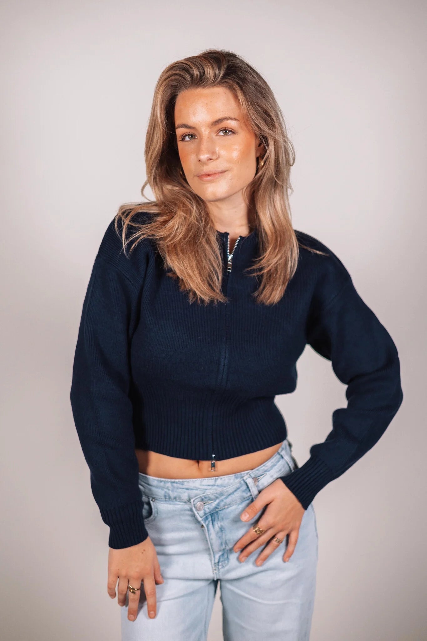 Fashlora Noir Comfort Knit